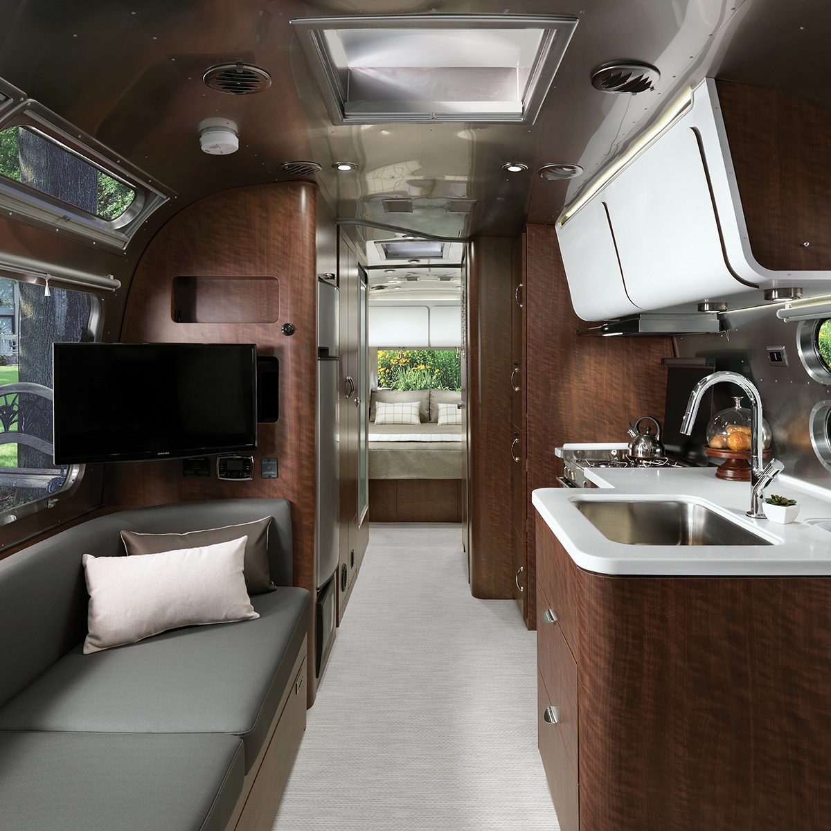 Floor Plans | Globetrotter | Travel Trailers | Airstream